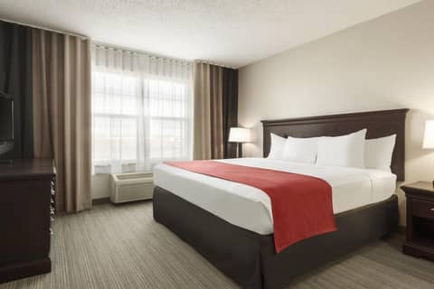 Country Inn & Suites by Radisson, Kansas City at Village West, KS — photo 3