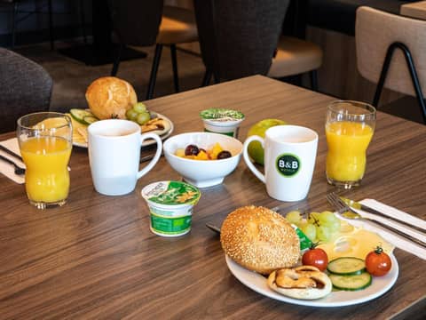 B&B Hotel Hamburg-Airport — photo 8