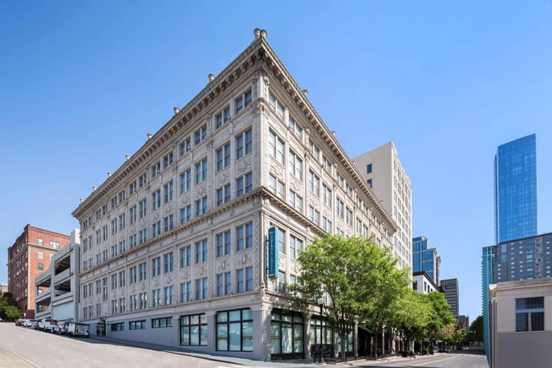 Homewood Suites by Hilton Nashville Downtown — building