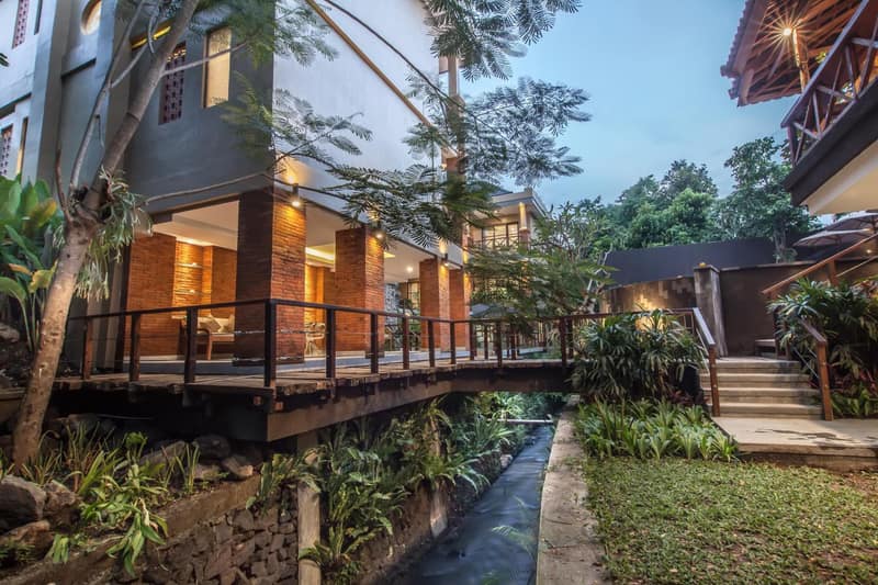 Merak Village by Prasi — building