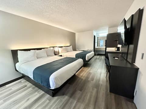 Studio 6 Suites Louisville KY Airport/Expo Center — photo 3