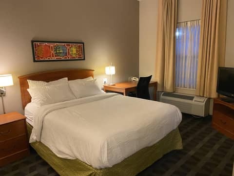 MainStay Suites Middleburg Heights Cleveland Airport — photo 7