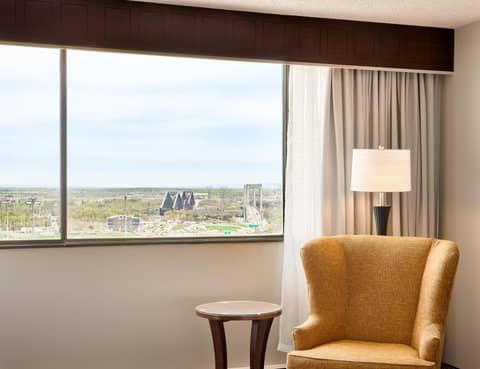 Travelodge by Wyndham Quebec City Hotel & Convention Centre — photo 8