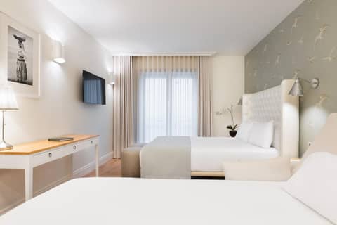 Eurostars Porto Douro — hotel room