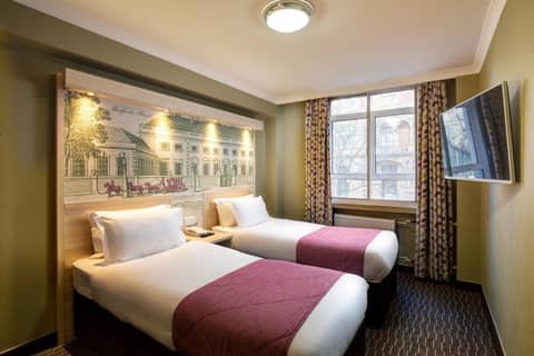 President Hotel — hotel room