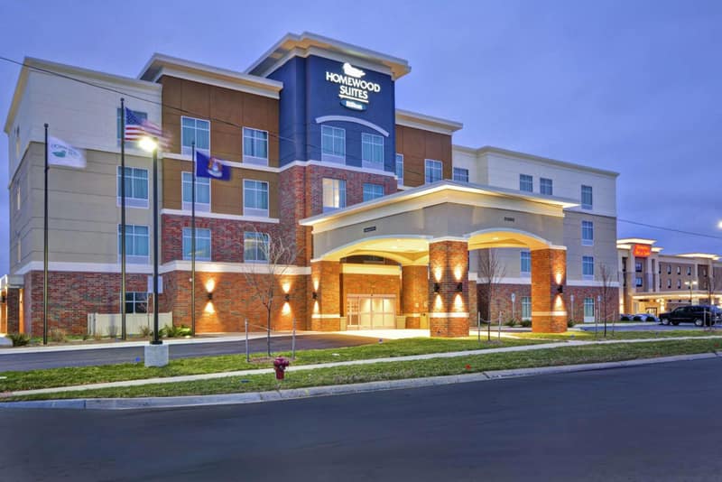 Homewood Suites By Hilton Warren Detroit — building