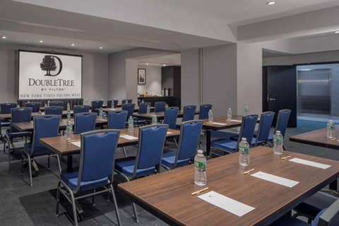 Doubletree By Hilton New York Times Square West — photo 3